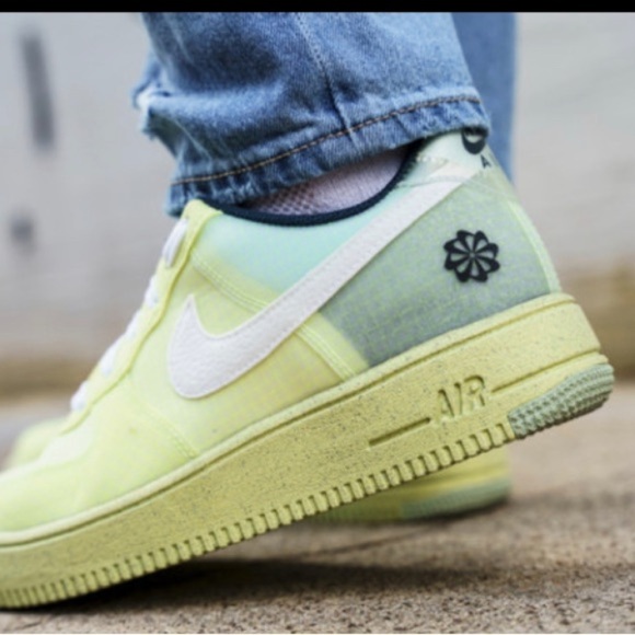 COPY - AIR FORCE 1 CRATER LEMON TWIST 4Y - Picture 2 of 12